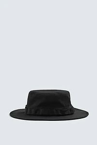 WIDE BRIM BUCKET HAT