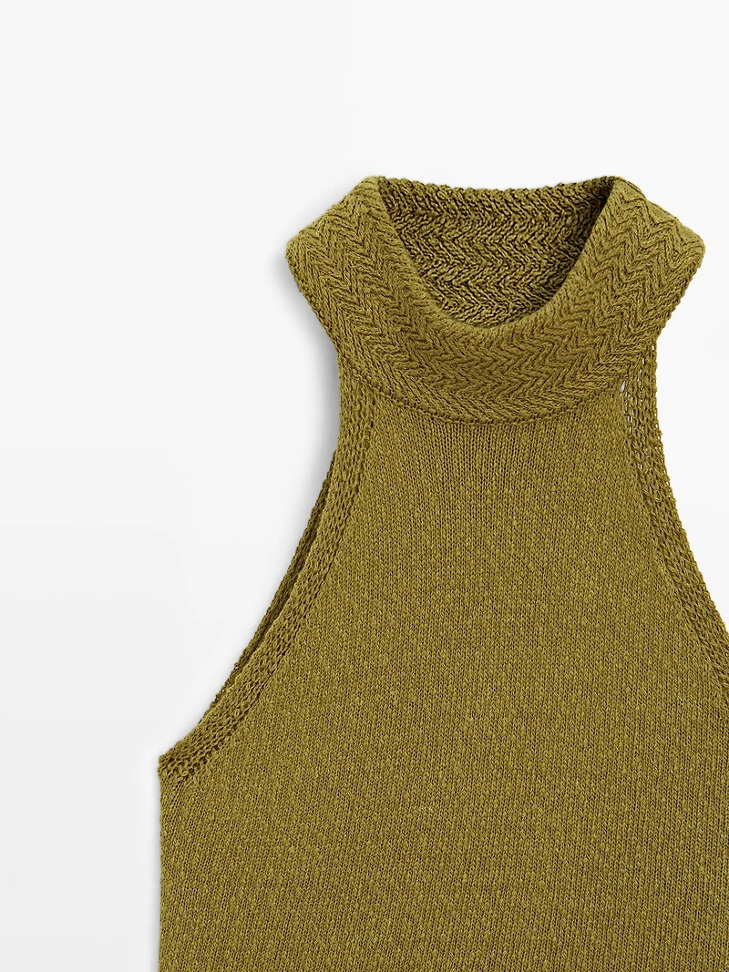 Textured knit halterneck top