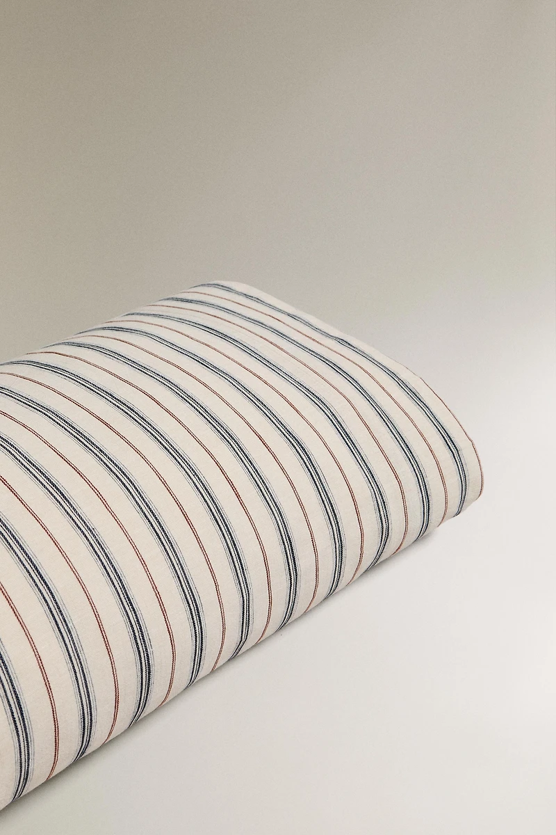 DYED THREAD PILLOWCASE