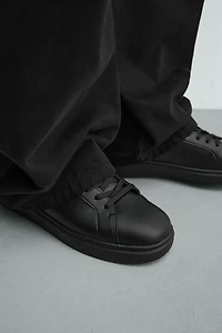 MONOCHROME CHUNKY SNEAKERS