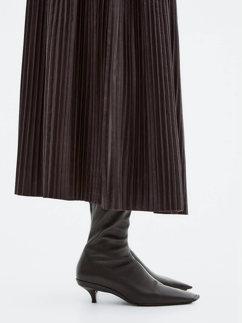 Long pleated nappa leather skirt - LIMITED