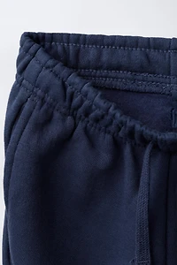 SWEATSHIRT AND JOGGER PANTS SET