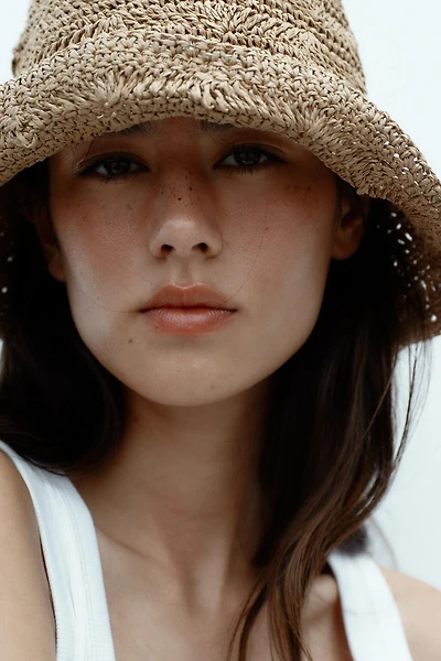 BRAIDED BUCKET HAT