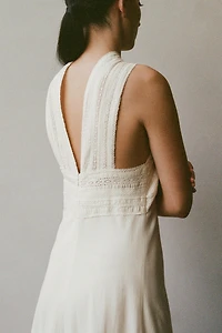 LACE NIGHTGOWN