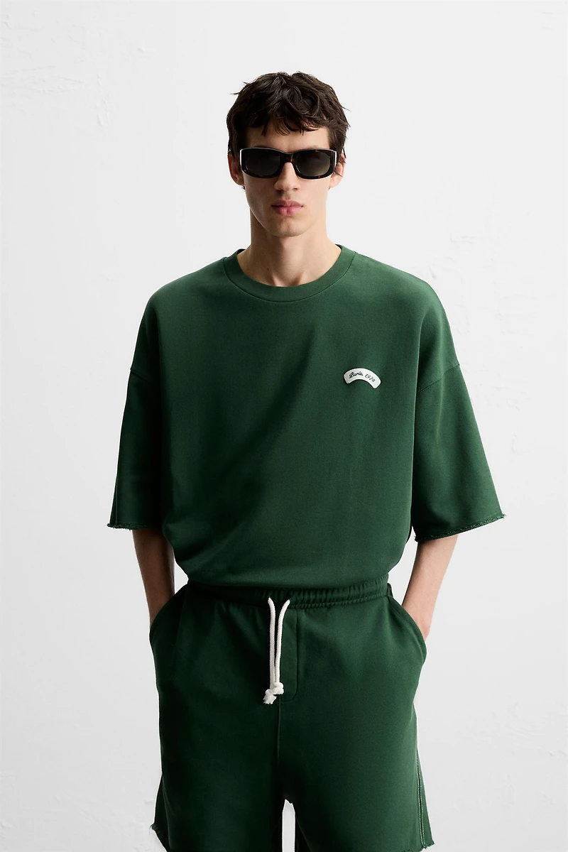 CONTRAST PATCH SWEATSHIRT