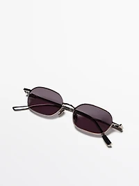 Hexagonal metal sunglasses