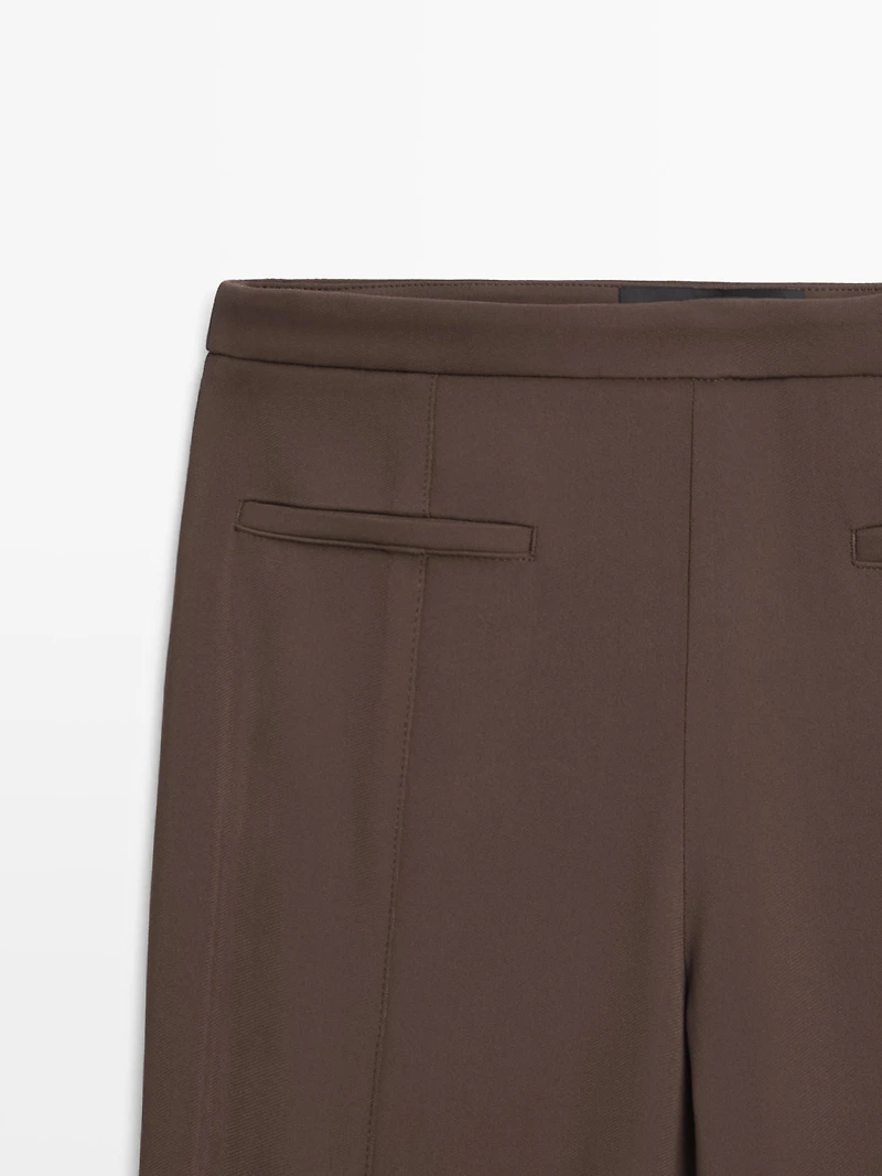 Flared trousers with pocket