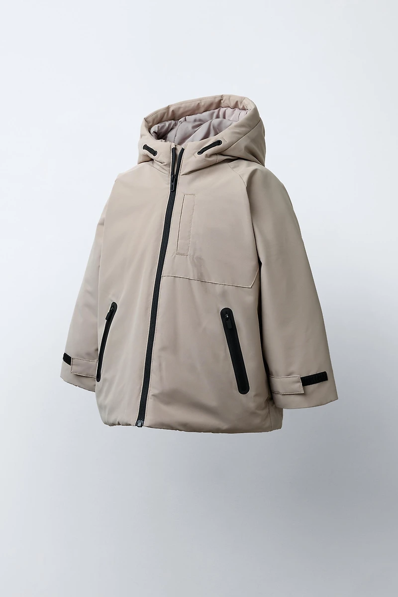 LIGHTWEIGHT WATER REPELLENT PARKA