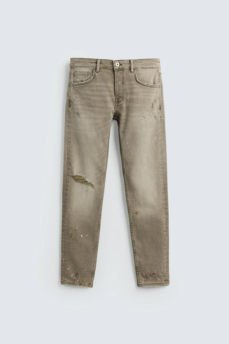 RIPPED SKINNY FIT JEANS