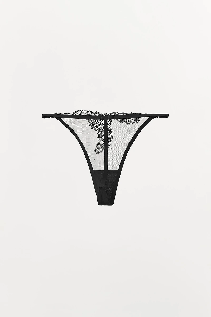 LACE THONG