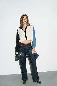 GILET EN MAILLE CONTRASTANT