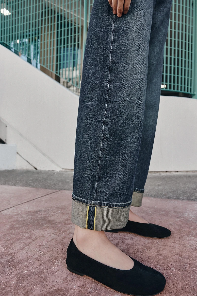 Z1975 RELAXED FIT TURN-UP HEM JEANS