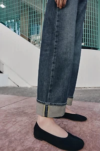 Z1975 RELAXED FIT TURN-UP HEM JEANS