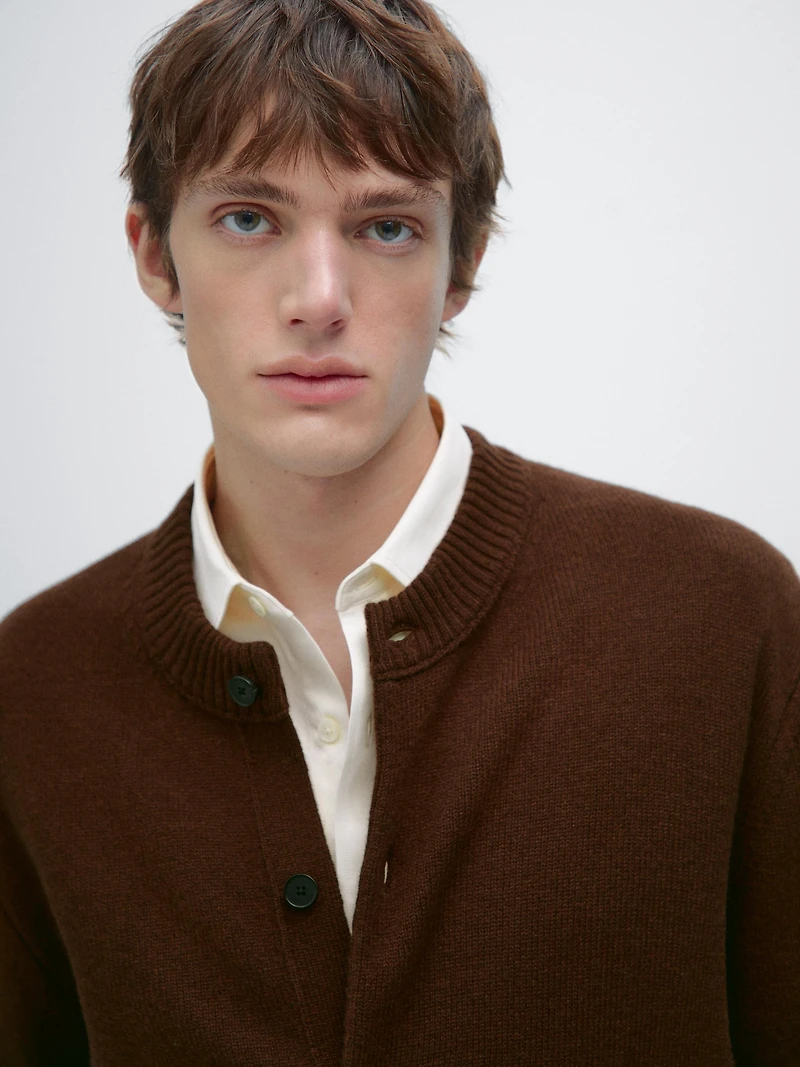 100% wool knit crew neck cardigan