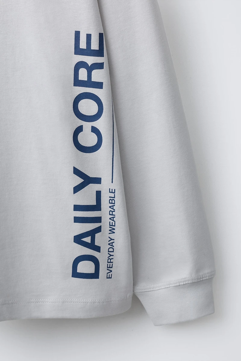 T-SHIRT À INSCRIPTION IMPRIMÉE