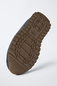 LEATHER SNEAKERS