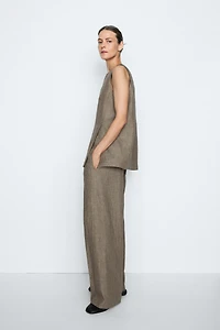 STUDIO textured top with cut-out details