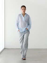 Flowing 100% cotton shirt with collar detail