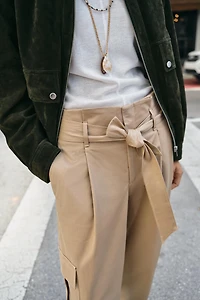PANTALON PAPERBAG À POCHES CARGO