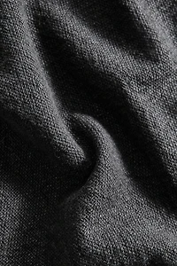 LINEN PLACEMAT WITH FRAYED EDGE