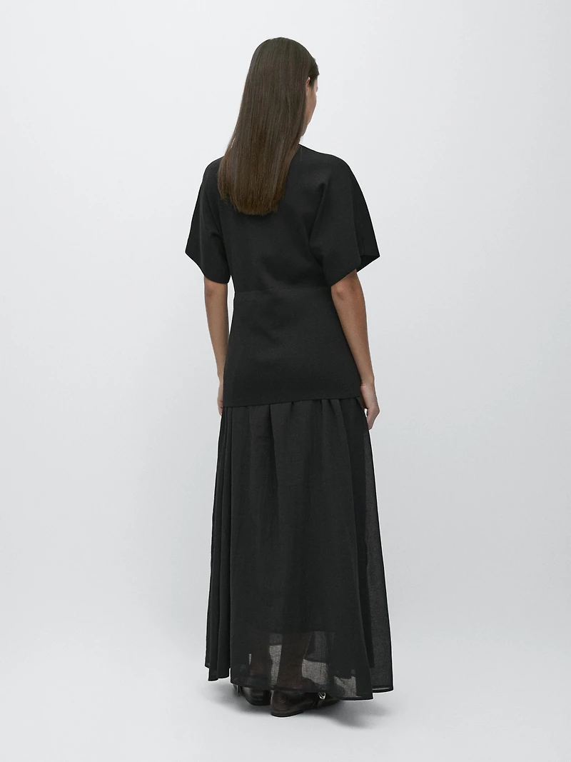 Long contrast short-sleeve dress
