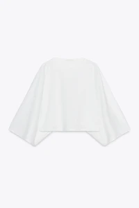 T-SHIRT CAPE