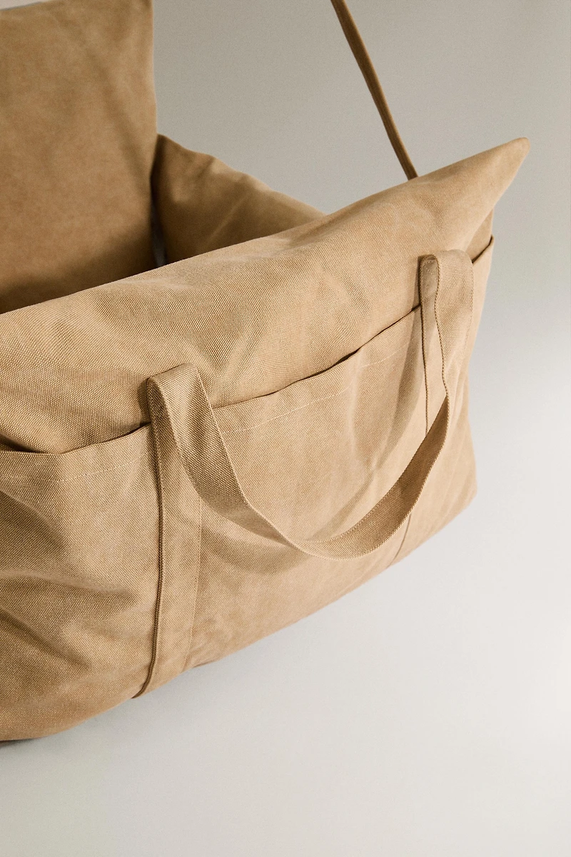 PET CAR BED
