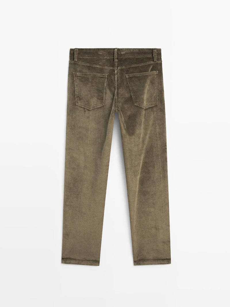 Pantalon relaxed fit effet jean en velours côtelé