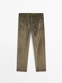 Pantalon relaxed fit effet jean en velours côtelé