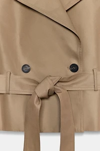 BELTED DOUBLE BREASTED SHOULDER PAD VEST