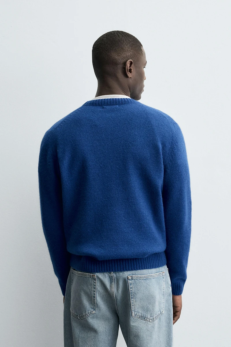 REGULAR FIT WOOL BLEND SWEATER