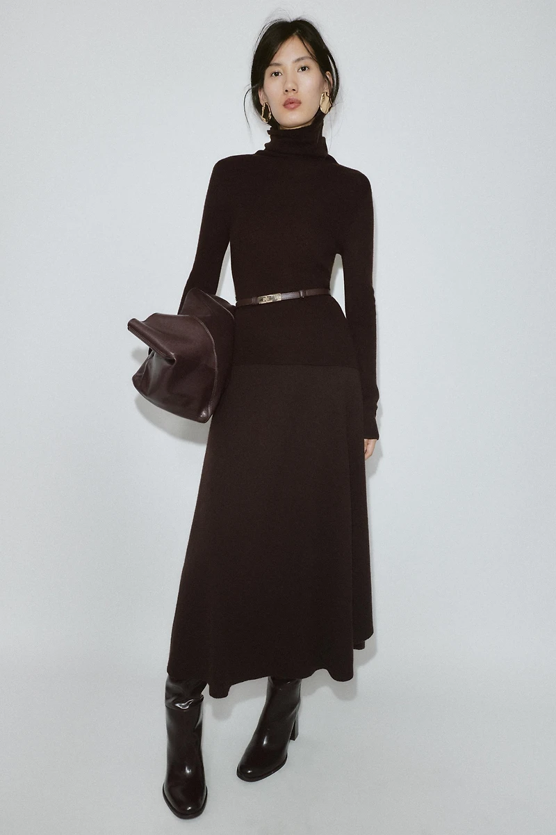 100% WOOL HIGH COLLAR BELTED JUMPER