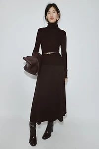 100% WOOL HIGH COLLAR BELTED JUMPER