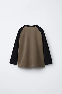 RAGLAN SLEEVE T-SHIRT WITH EMBROIDERED TEXT