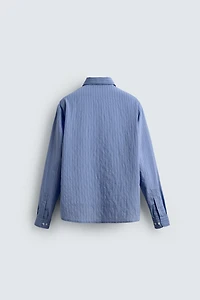 CHEMISE FLUIDE À RAYURES ET EFFET FROISSÉ