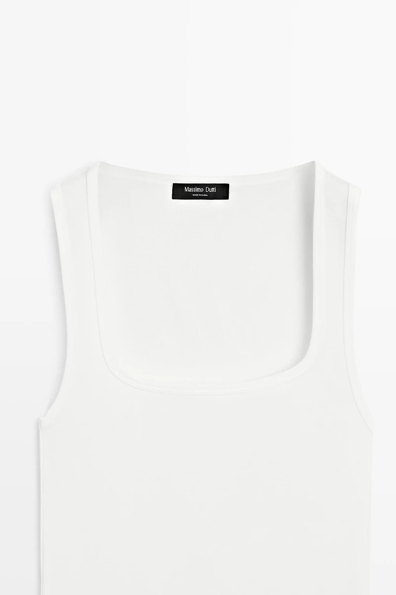 Top col carré en coton