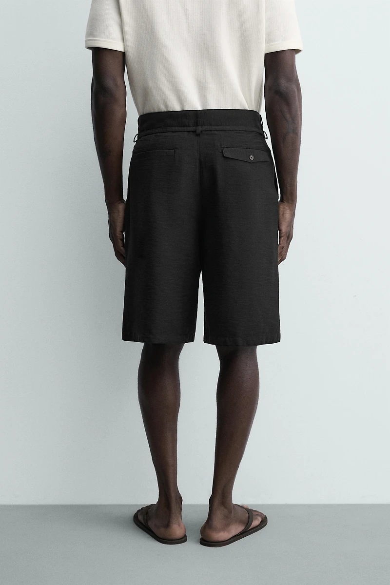RELAXED FIT BELTED PLEATED SHORTS