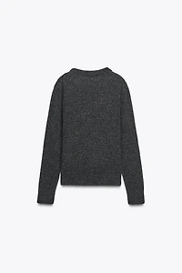 LONG SLEEVE CASHMERE AND WOOL SWEATER