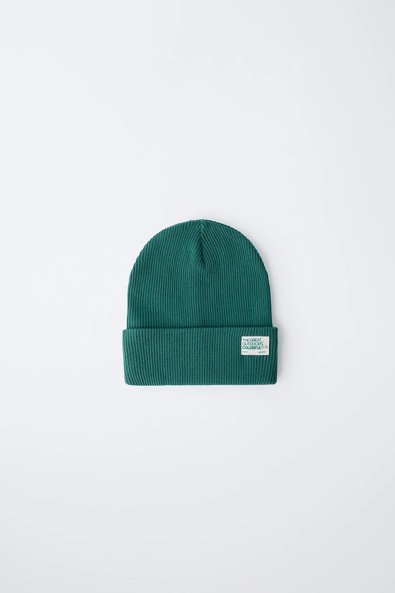 RIBBED KNIT HAT WITH LABEL