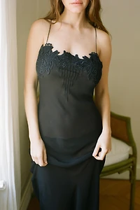EMBROIDERED GEORGETTE MIDI DRESS