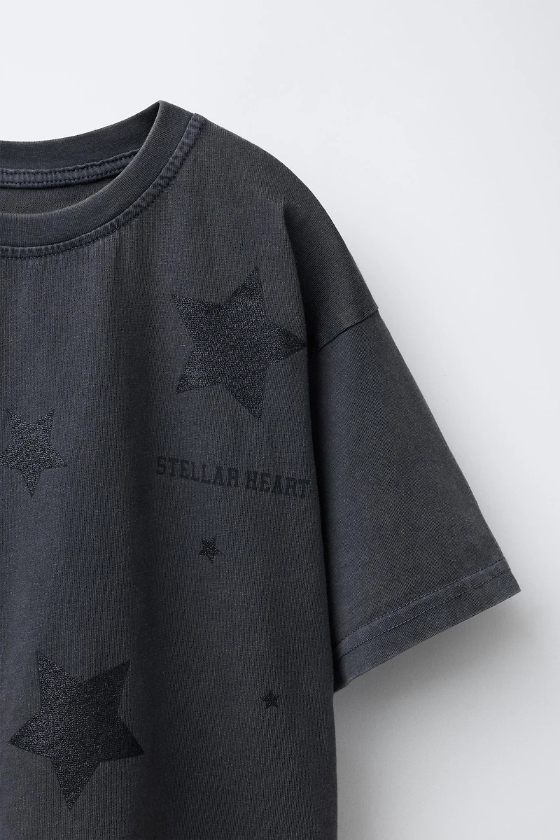 T-SHIRT EFFET DÉLAVÉ ÉTOILES BRILLANT