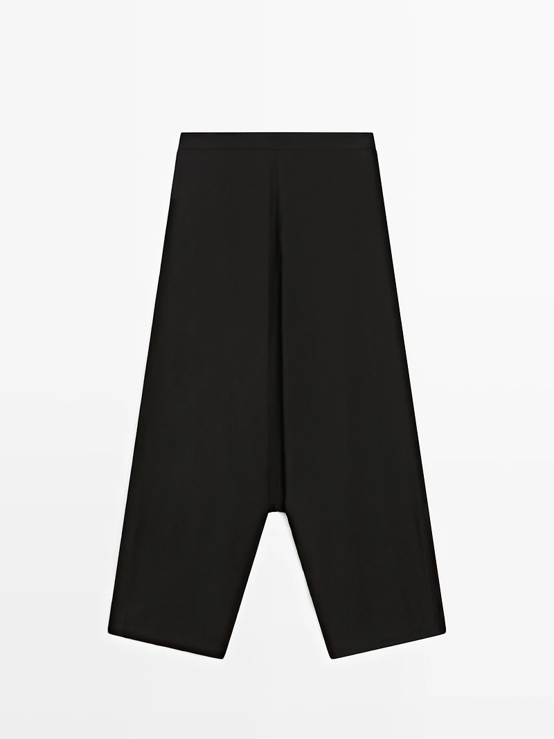 Flowing baggy trousers