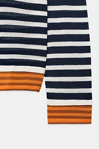PULL EN MAILLE À RAYURES