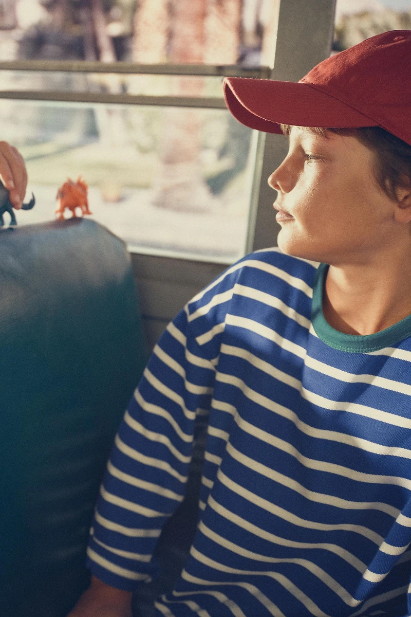 STRIPED T-SHIRT