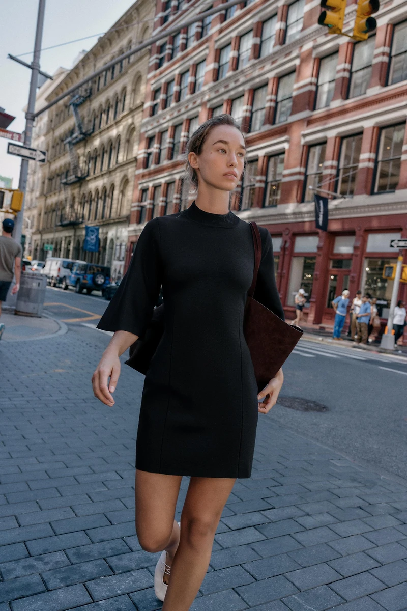 PLAIN KNIT MINI DRESS