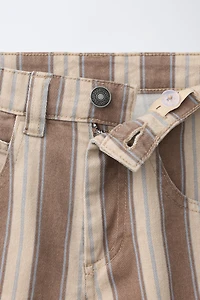 SHORT À RAYURES