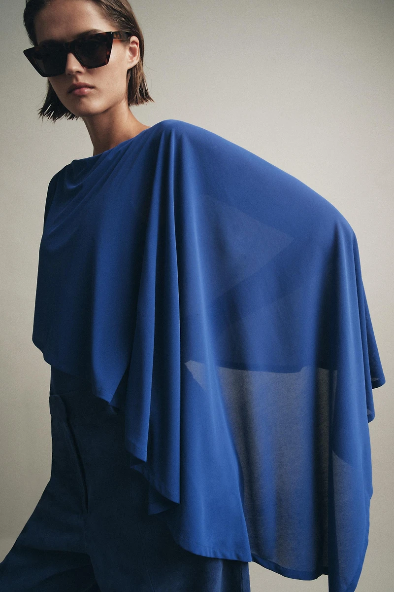 BODY CAPE ASYMÉTRIQUE