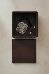 MEDIUM WOODEN BOX WITH LID