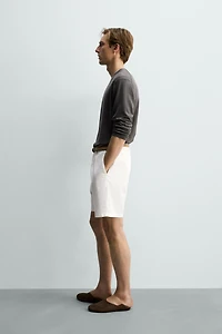 REGULAR FIT PLEATED SHORTS