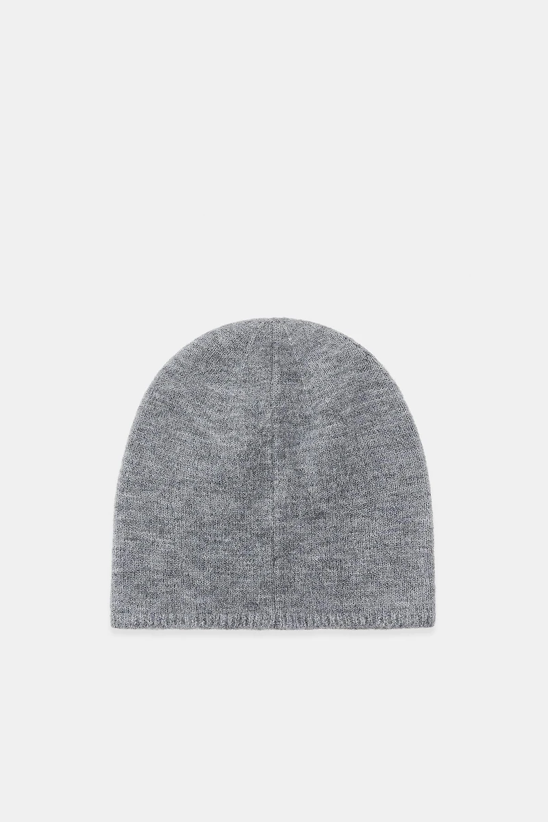 BEANIE HAT WITH EMBROIDERED FLOWERS AND BEADS